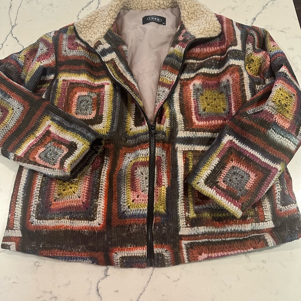 Cider Multicolor Geometric Jacket With Cream Collar